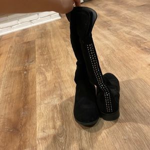 Steve Madden Girls Boots.